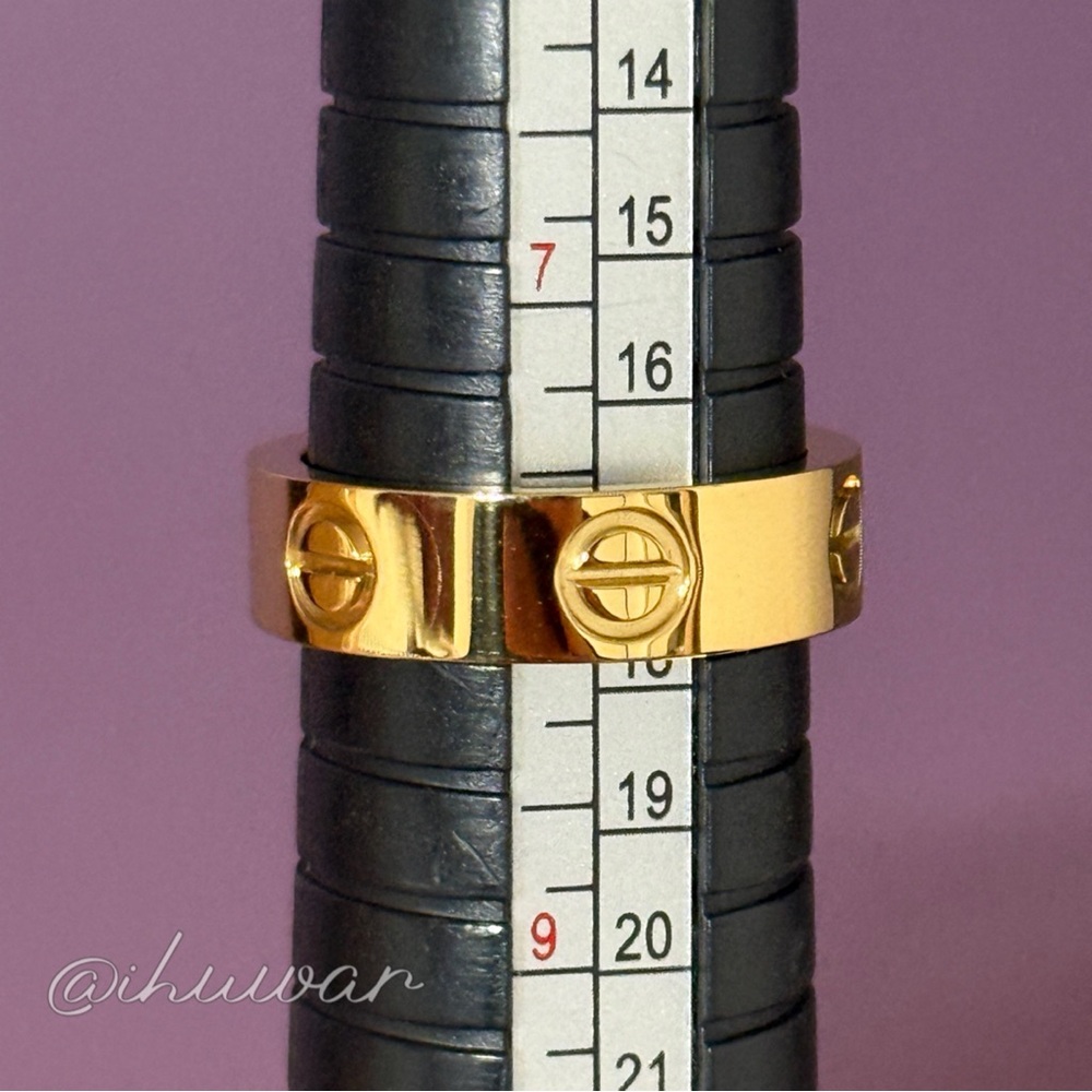 18K Gold Plated Screw Motif Love Ring Size 8 - Picture 2 of 5